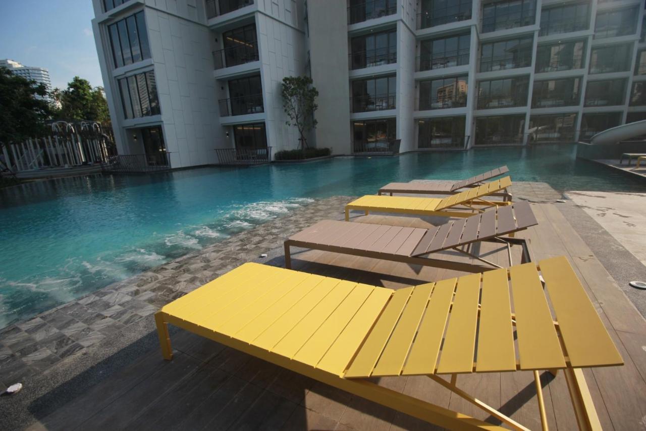 Hotel The Quarter Chaophraya By Uhg Bangkok Esterno foto
