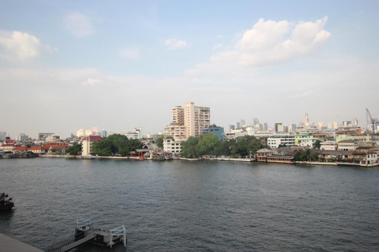 Hotel The Quarter Chaophraya By Uhg Bangkok Esterno foto