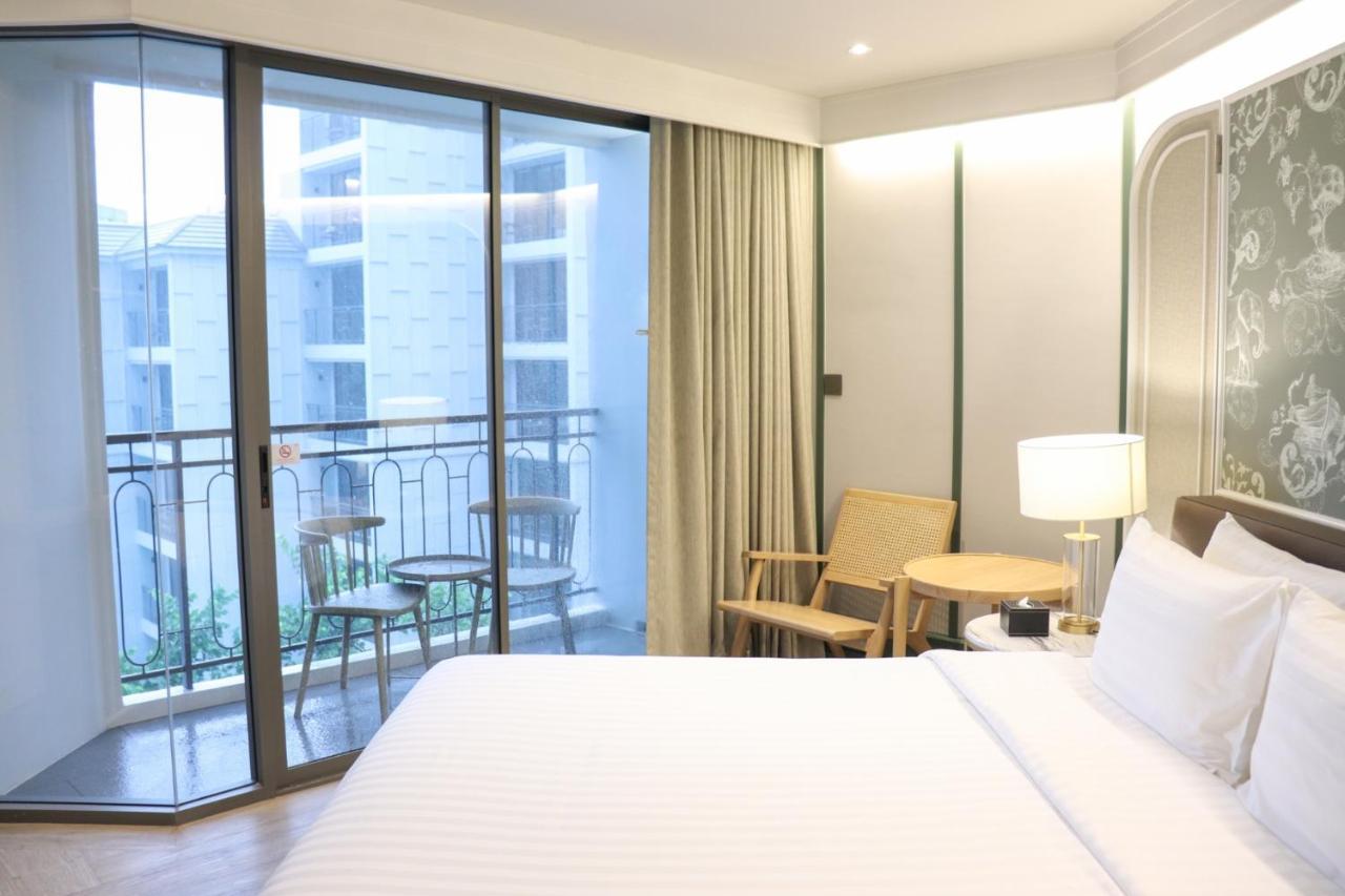 Hotel The Quarter Chaophraya By Uhg Bangkok Esterno foto