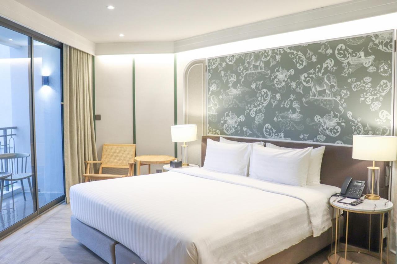 Hotel The Quarter Chaophraya By Uhg Bangkok Esterno foto