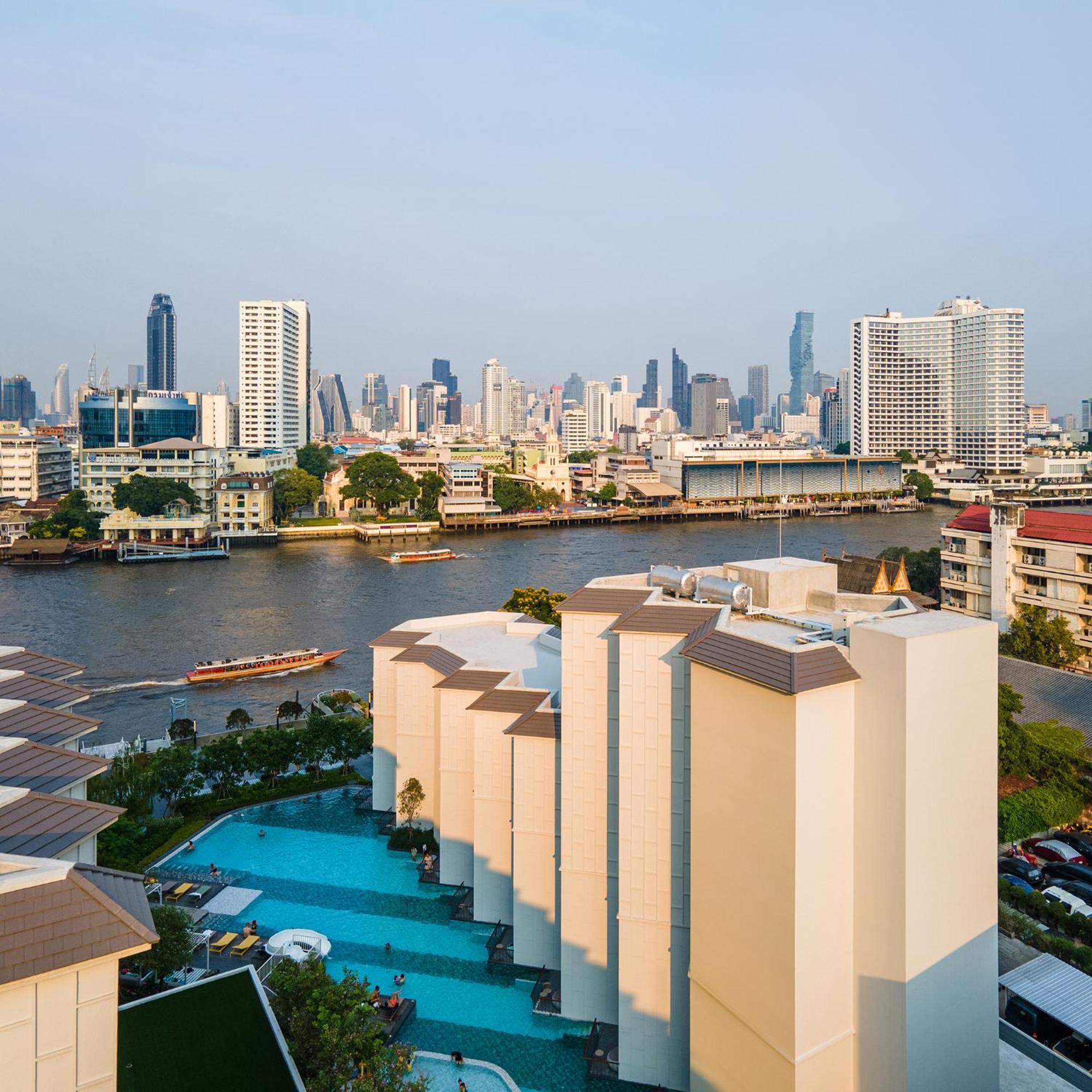 Hotel The Quarter Chaophraya By Uhg Bangkok Esterno foto